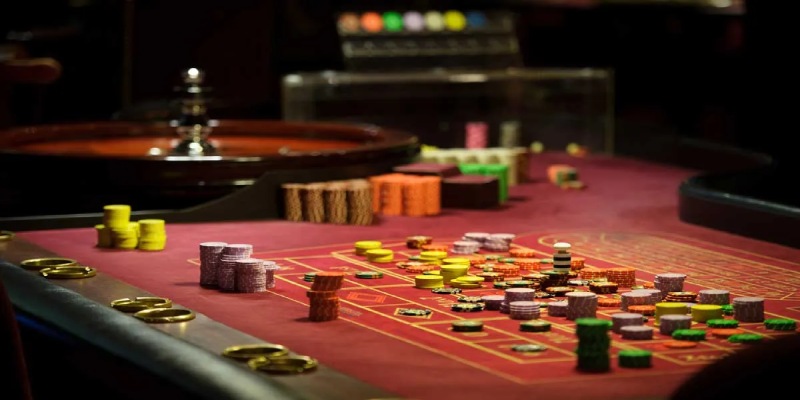 Tham khảo luật chơi Roulette đơn giản và hấp dẫn